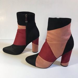 Cape Robbin Booties: Size 7